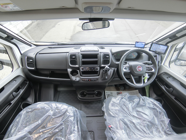 ADRIA　Matrix　Supreme　670SL