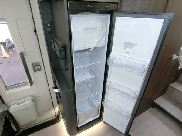 ADRIA　Matrix　Supreme　670SL
